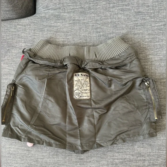 Vintage y2k deadstock da nang cargo mini skirt - Picture 10 of 12